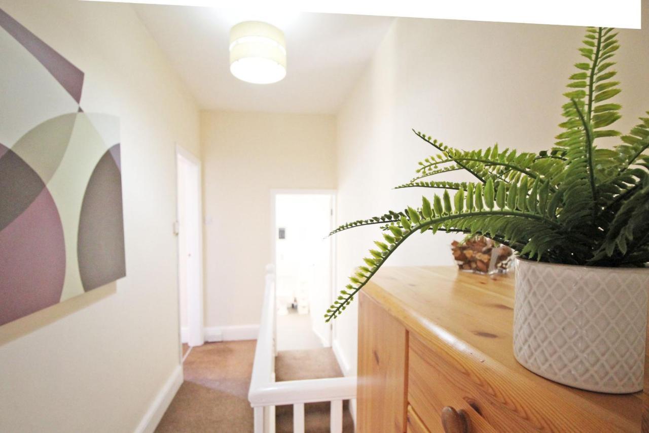 2 Bed, Up To 6 Guests Near Chester City Centre 外观 照片