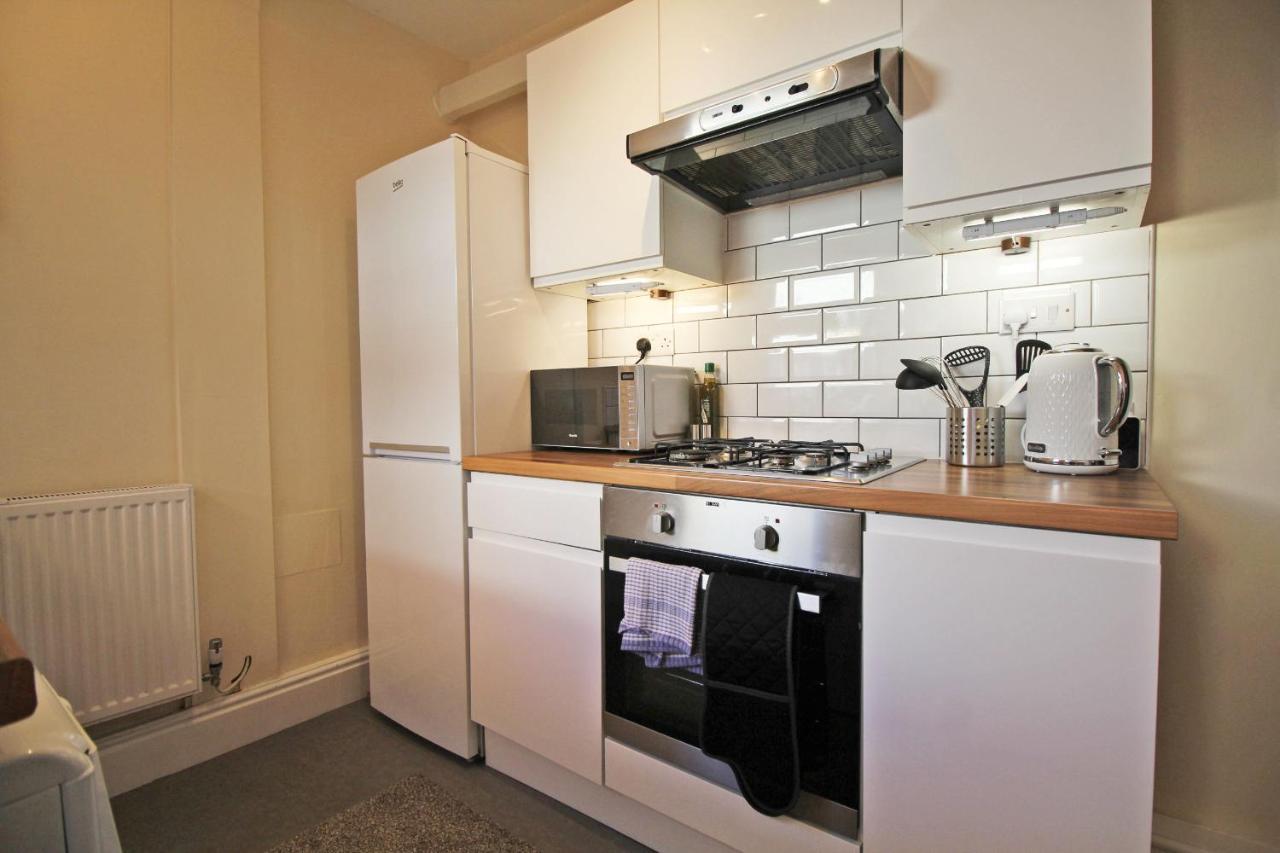 2 Bed, Up To 6 Guests Near Chester City Centre 外观 照片