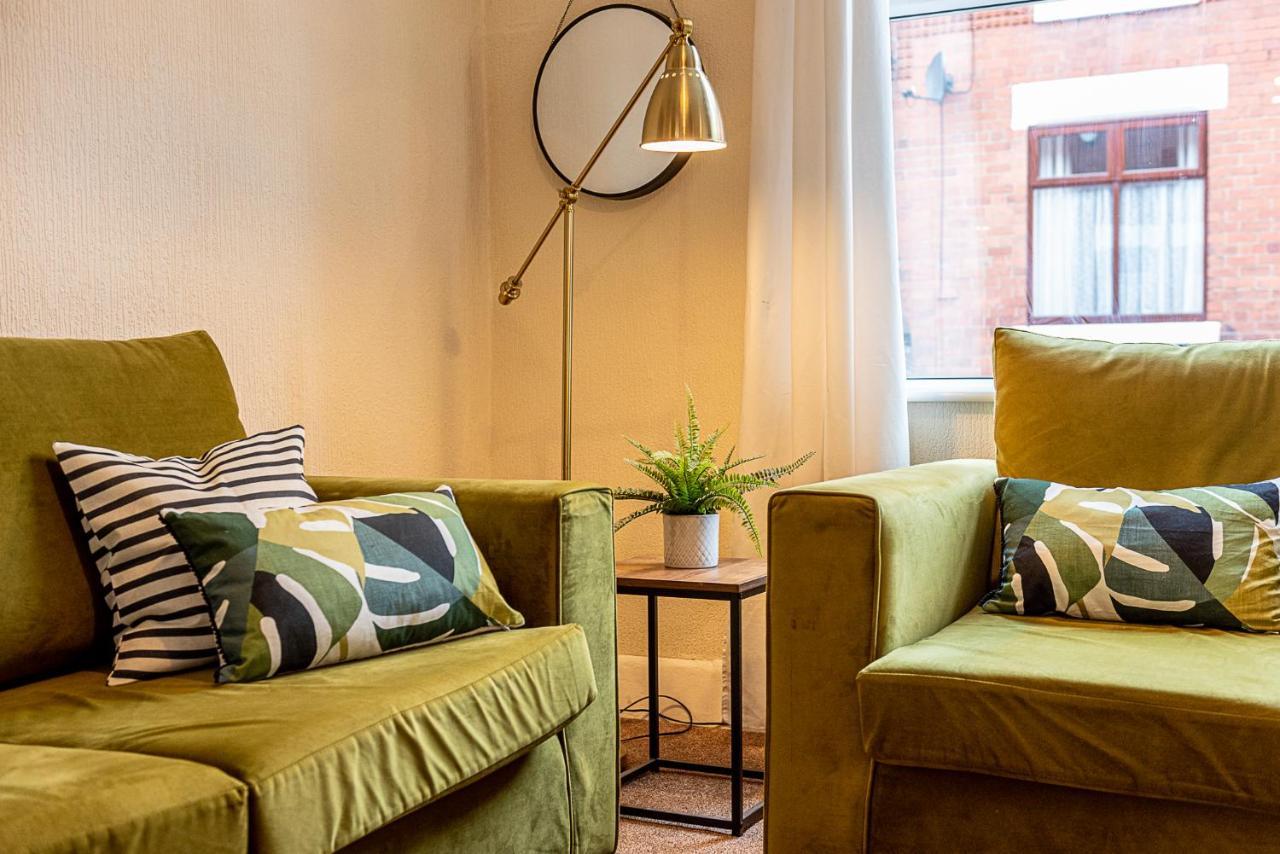 2 Bed, Up To 6 Guests Near Chester City Centre 外观 照片